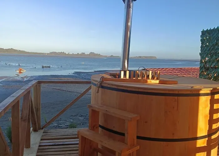 Cabanas Y Tinajas Rio Quenuir
